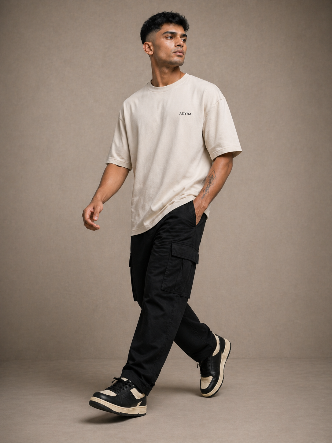 Mascot Oversized - Beige