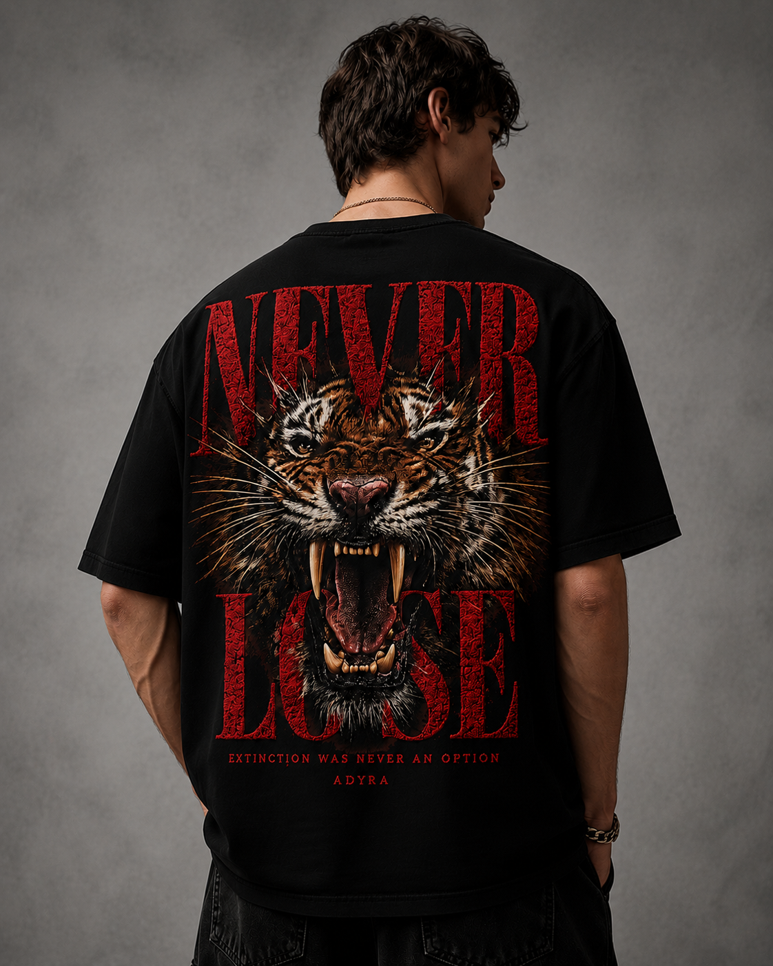 NEVER LOSE HEAVYWEIGHT TEE